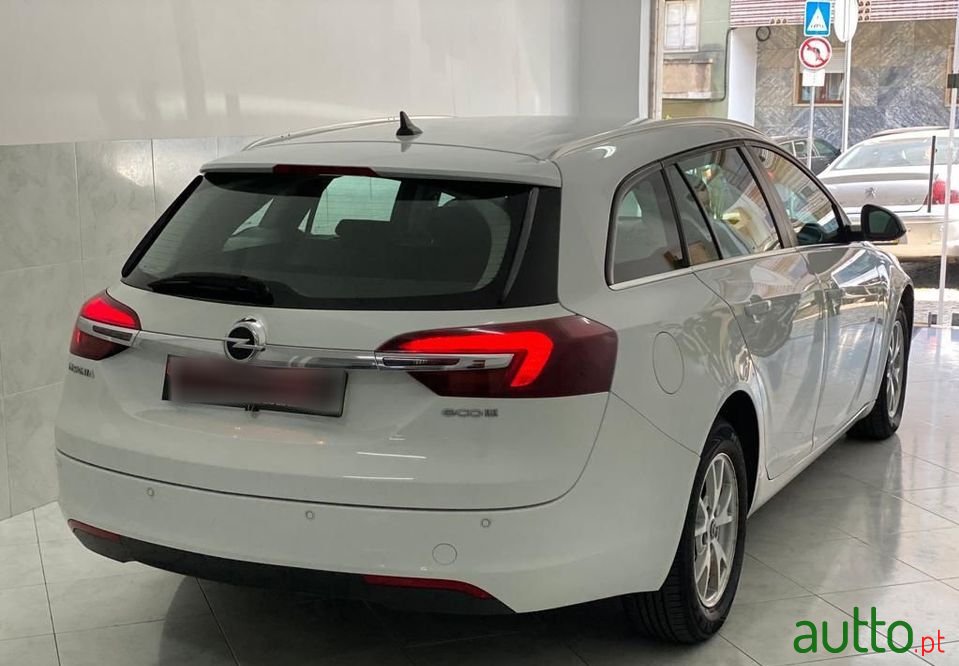 2014' Opel Insignia Sports Tourer photo #6