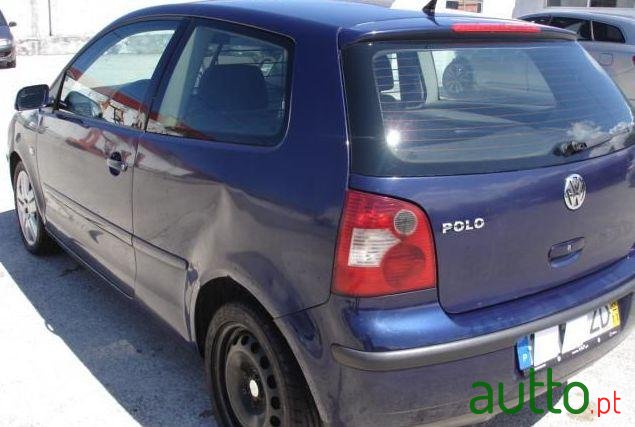 2004' Volkswagen Polo 1.4 Tdi Confortline photo #2