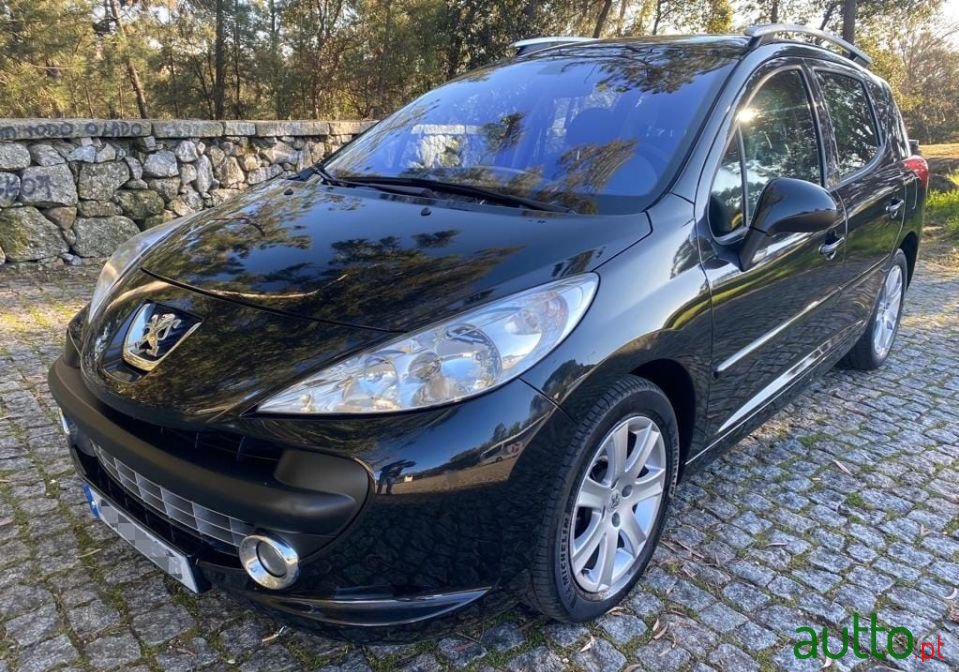 2008' Peugeot 207 Sw photo #1