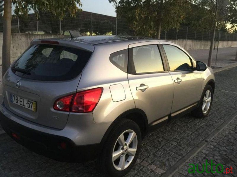 2007' Nissan Qashqai 2.0 Dci Tekna photo #1