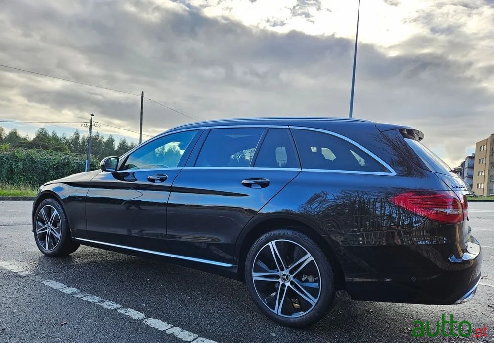 2019' Mercedes-Benz C 300 De Edition photo #5