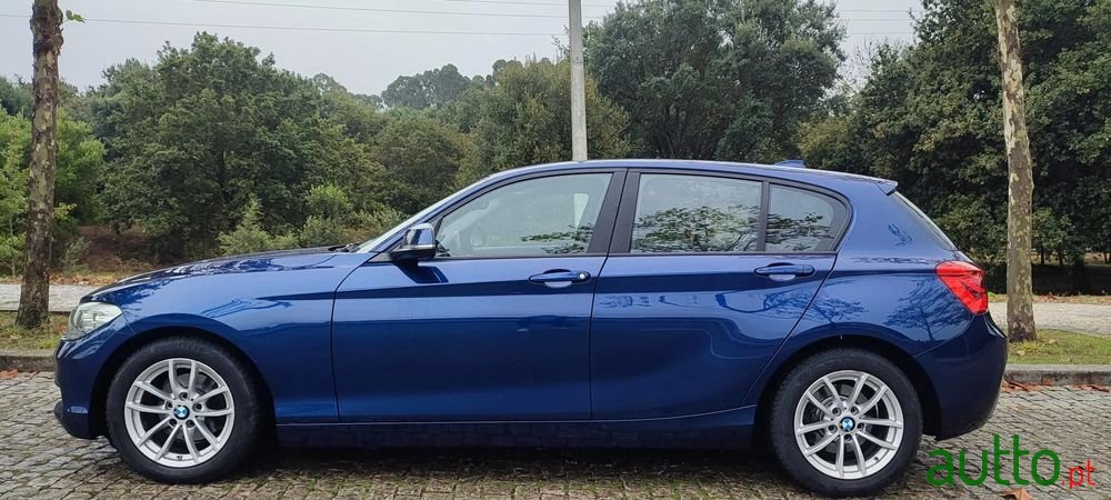2017' BMW Série 1 D Line Sport photo #4
