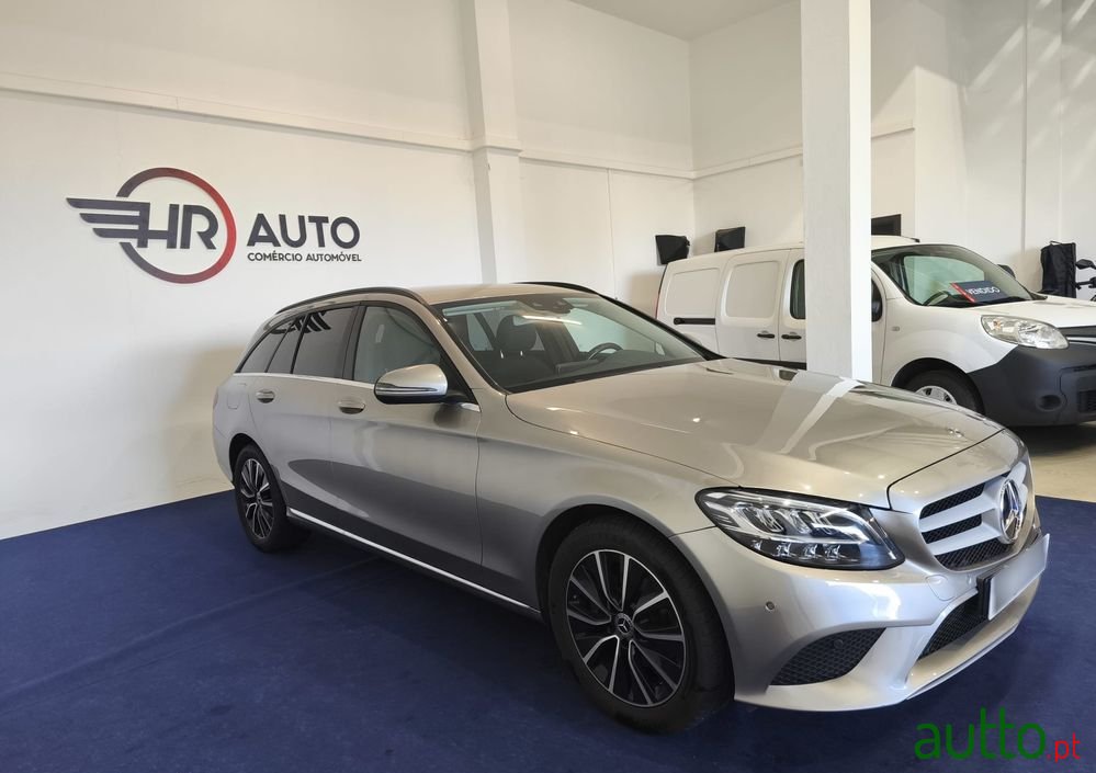 2020' Mercedes-Benz Classe C D photo #2