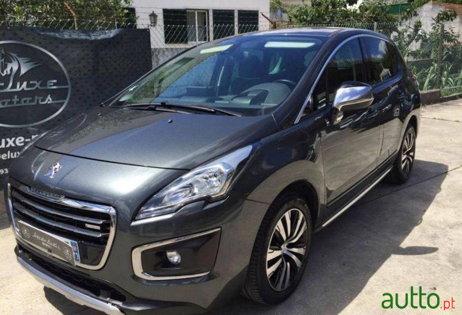 2014' Peugeot 3008 Hybrid4 photo #1