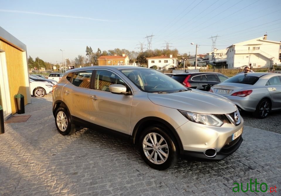 2014' Nissan Qashqai photo #3