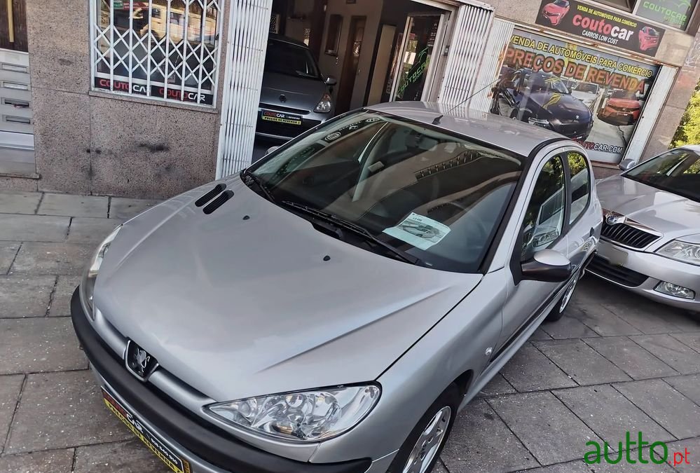 2006' Peugeot 206 1.4 Xt photo #4