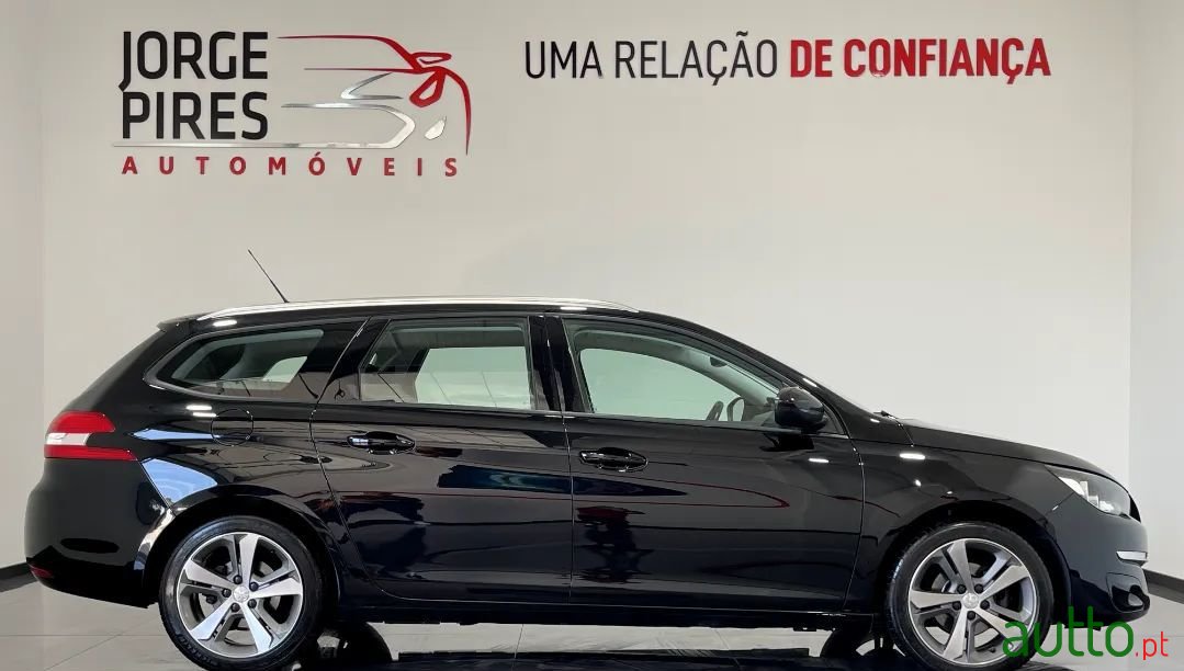 2014' Peugeot 308 Sw photo #3