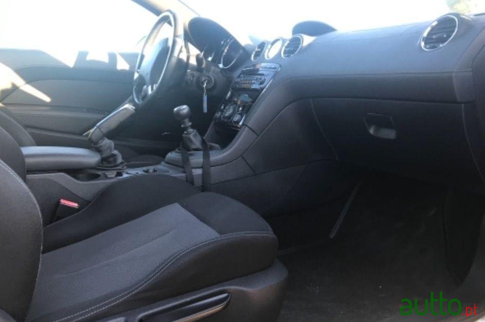 2011' Peugeot RCZ 1.6 Thp 156Cv photo #1