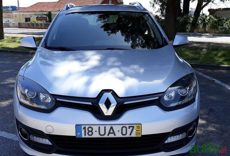 2015' Renault Megane photo #2