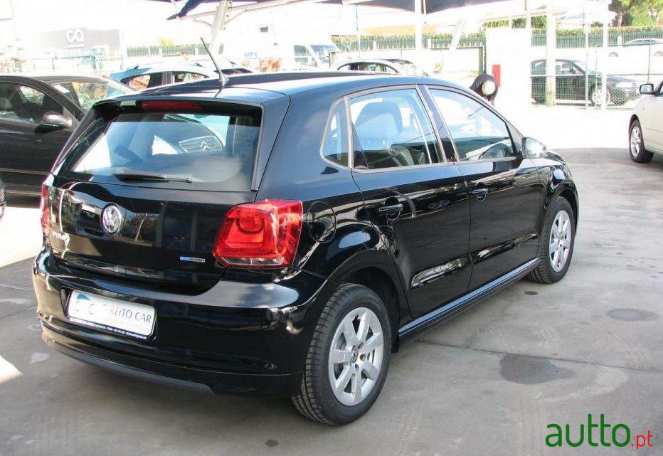 2012' Volkswagen Polo 1.2 Tdi Confortline photo #2