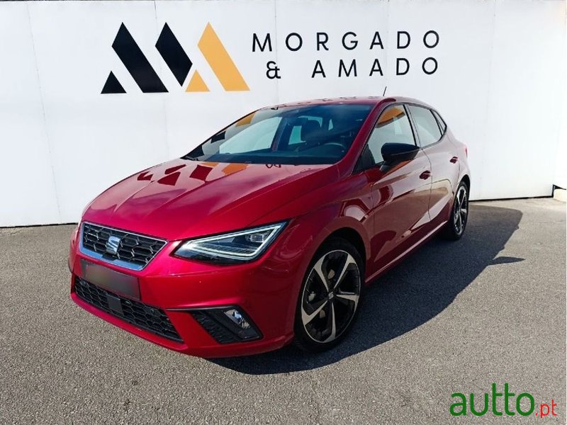 2024' SEAT Ibiza 1.0 Tsi Fr photo #2