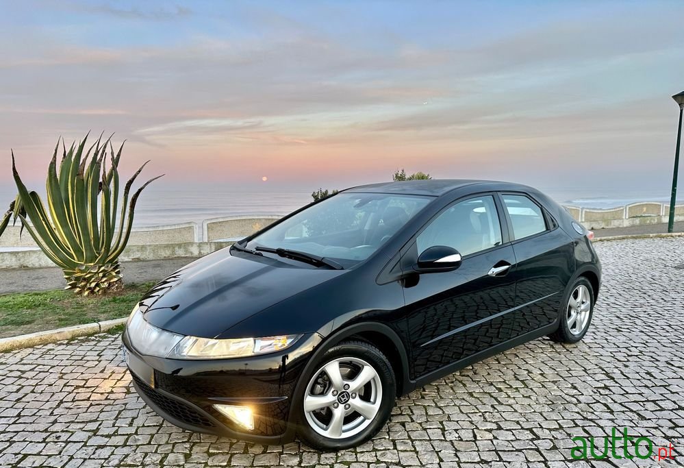 2008' Honda Civic 2.2 I-Ctdi Sport photo #1
