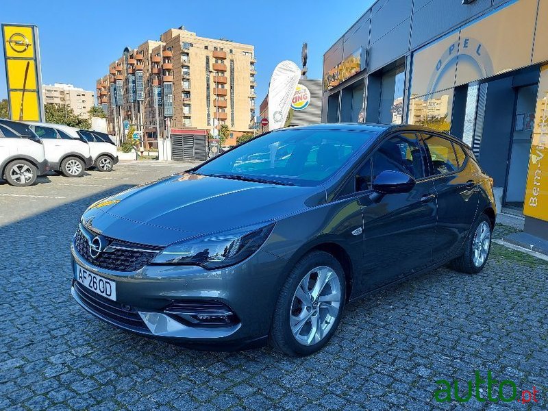 2021' Opel Astra photo #1