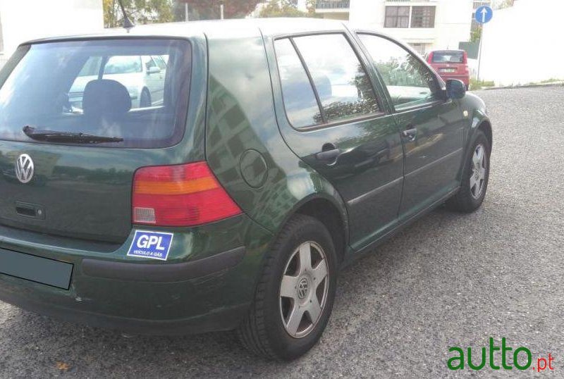 1999' Volkswagen Golf 1.4 photo #2