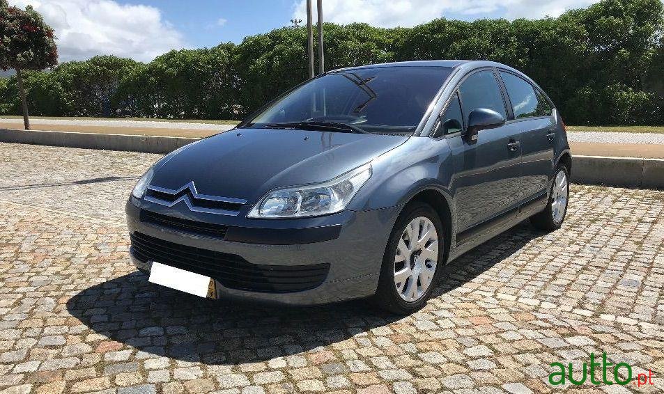 2007' Citroen C4 photo #1
