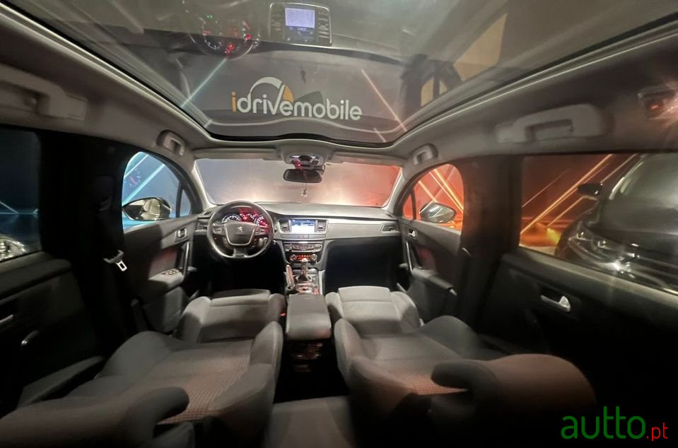 2011' Peugeot 508 Sw photo #5