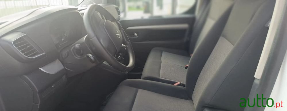 2018' Citroen SpaceTourer photo #5