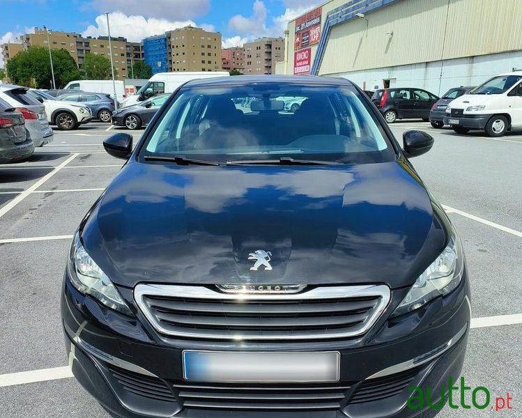 2017' Peugeot 308 1.6 Bluehdi Active photo #2