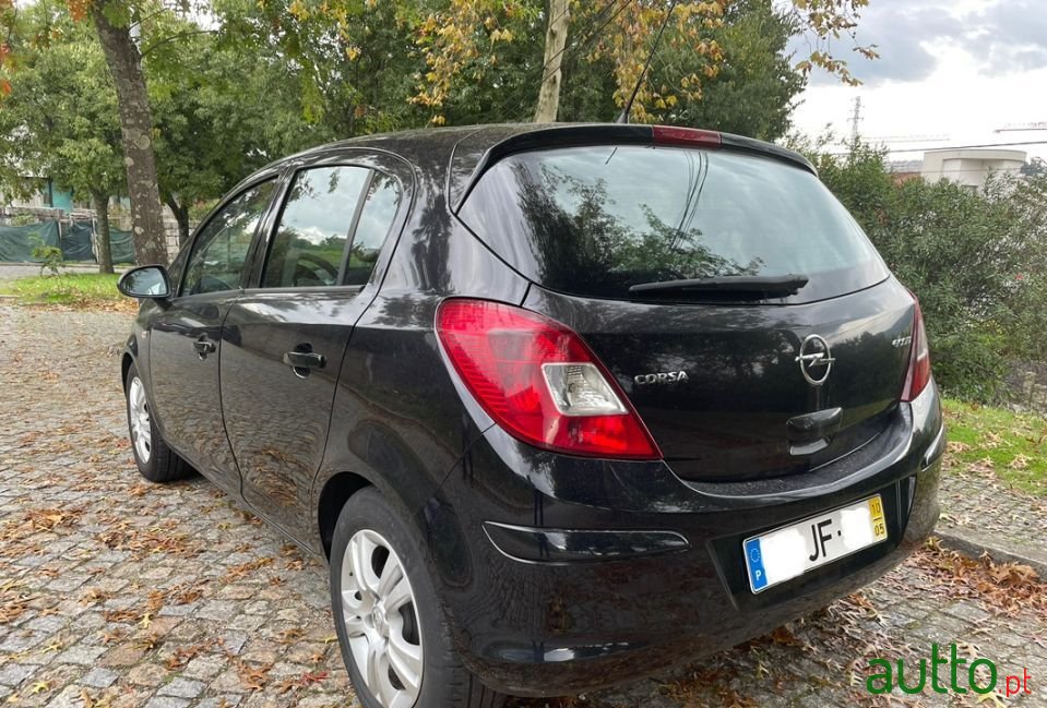 2010' Opel Corsa photo #3