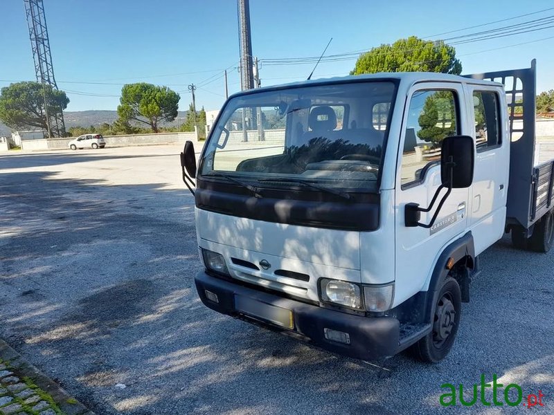 2003' Nissan Cabstar photo #3