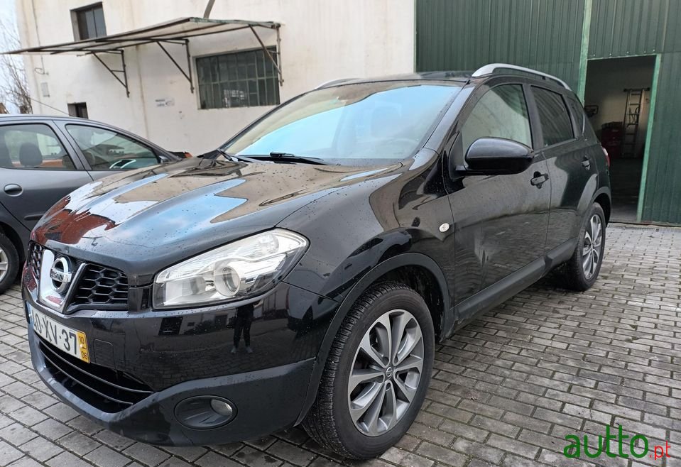 2010' Nissan Qashqai photo #2