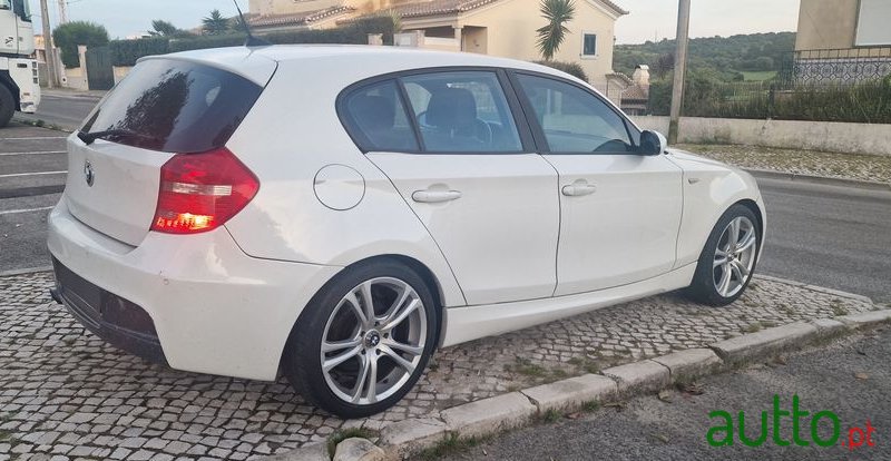 2009' BMW 120 D Dpf Aut. Edition Sport photo #3