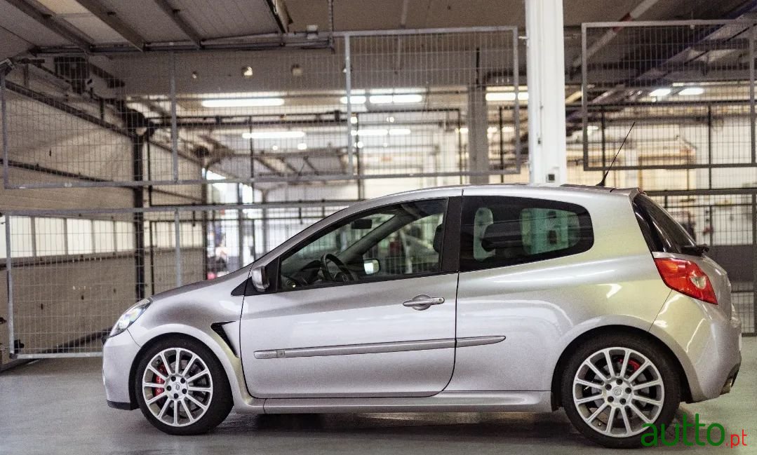 2006' Renault Clio photo #1