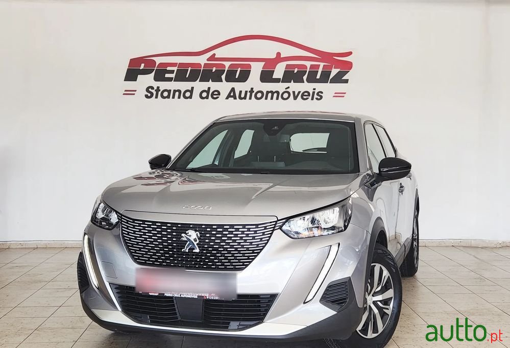 2023' Peugeot e-2008 photo #3
