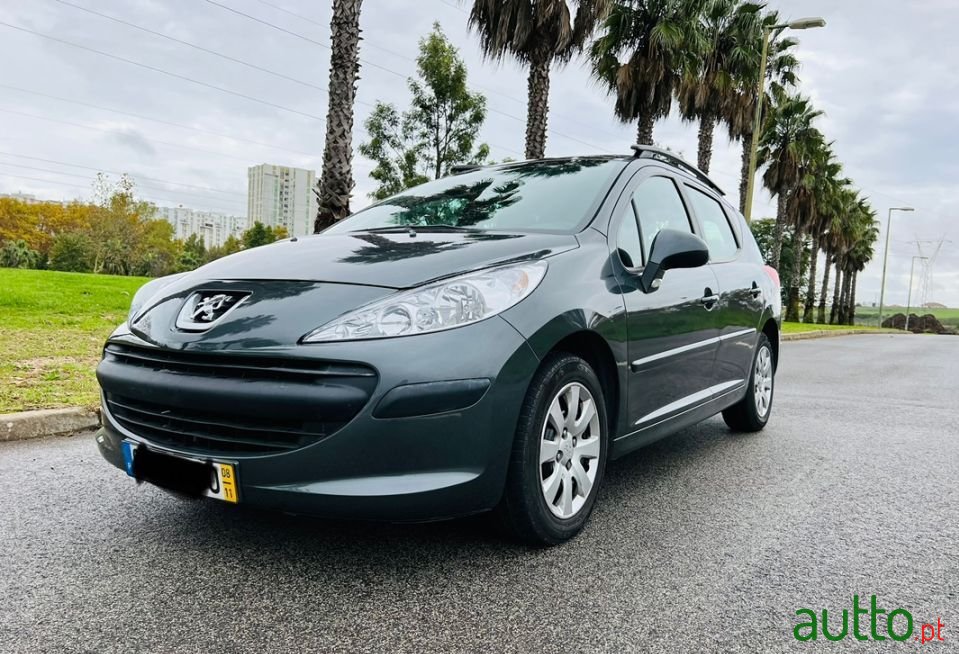 2008' Peugeot 207 Sw photo #3