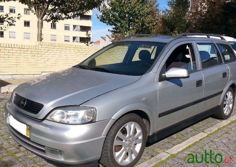 2000' Opel Astra Caravan photo #3