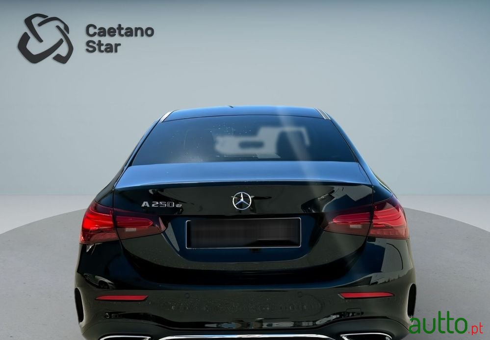 2023' Mercedes-Benz A 250 photo #5