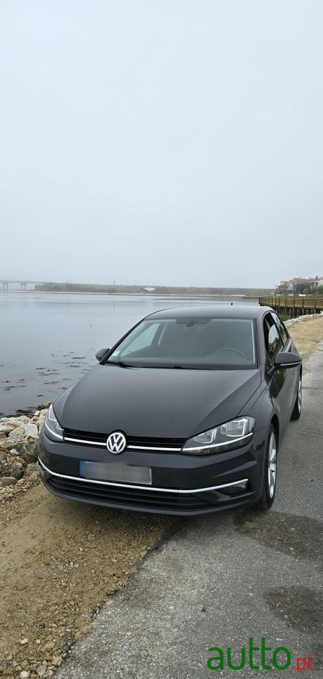 2018' Volkswagen Golf photo #1