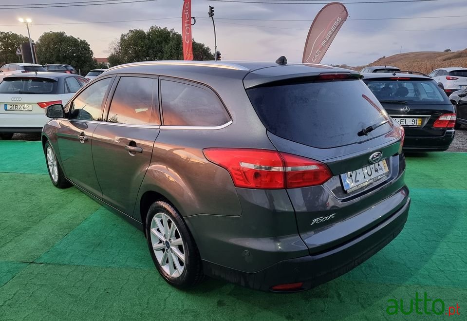 2017' Ford Focus Sw photo #5