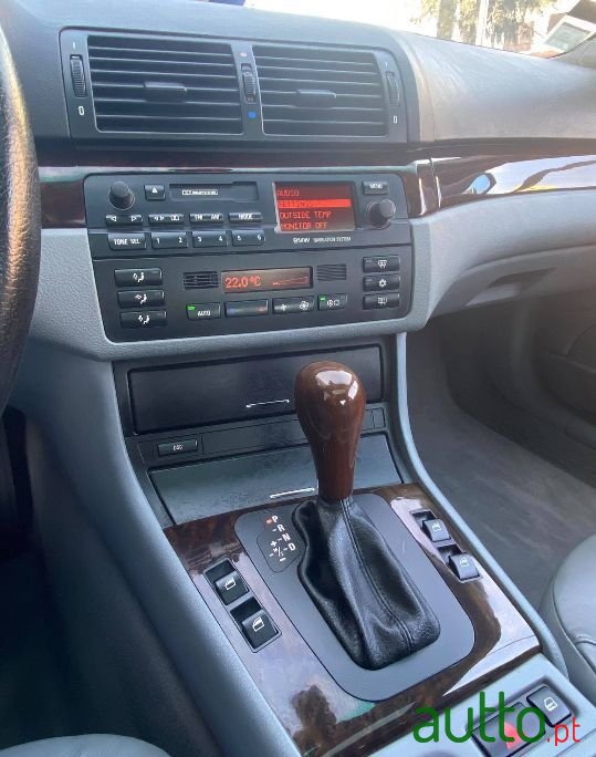 2001' BMW 325 photo #3