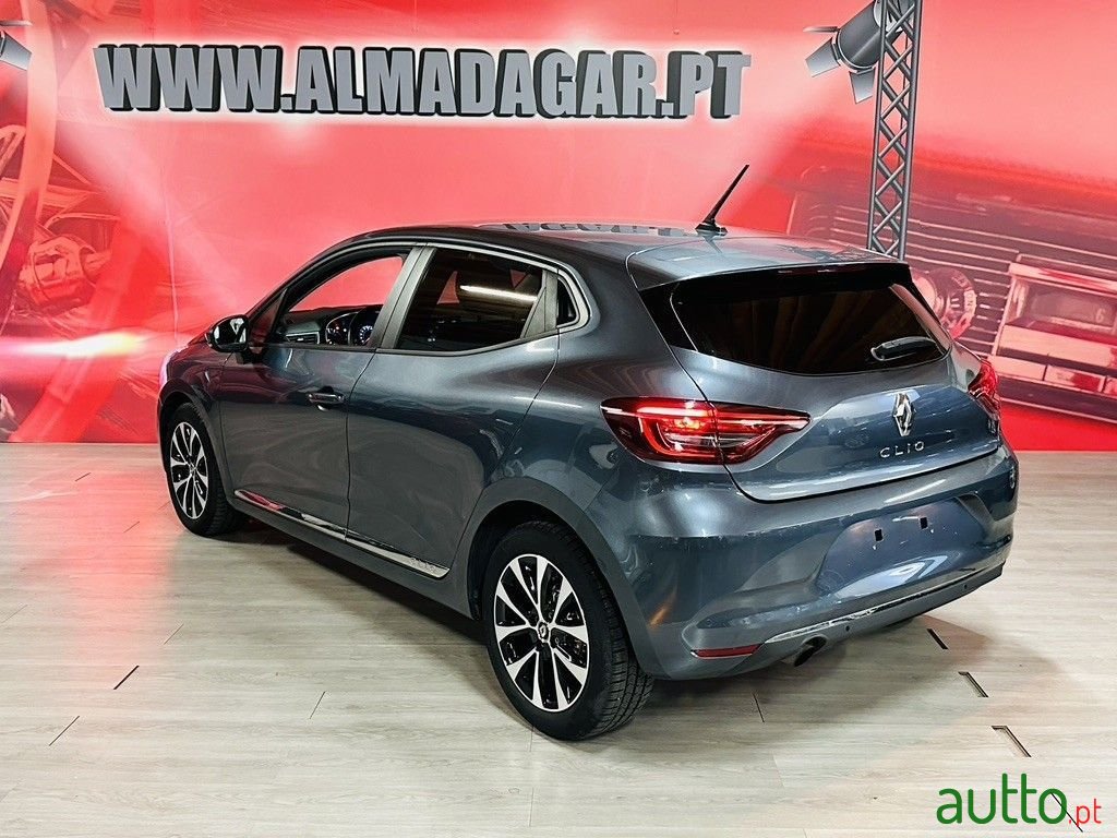 2020' Renault Clio photo #3