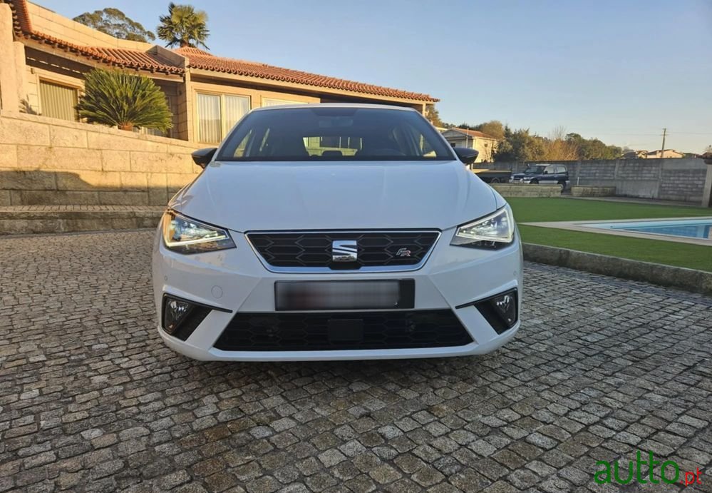 2021' SEAT Ibiza 1.0 Tsi Fr photo #2