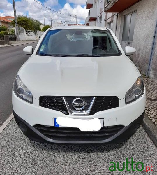 2010' Nissan Qashqai photo #1