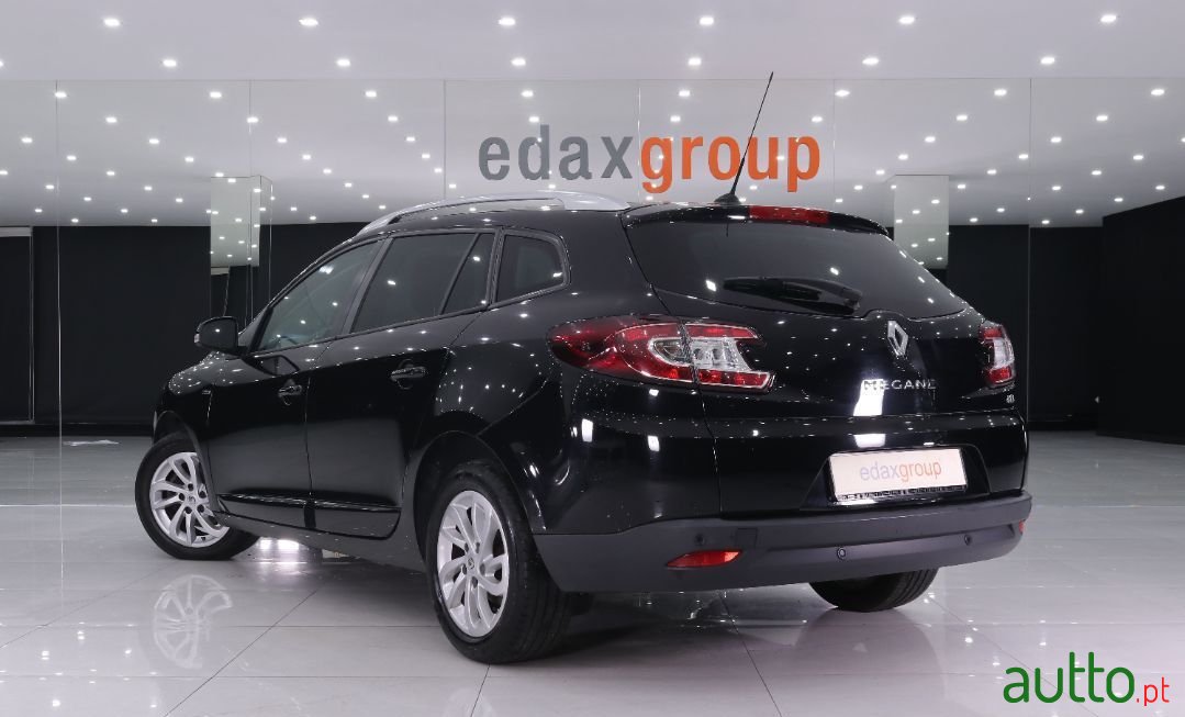 2015' Renault Megane Sport Tourer photo #3