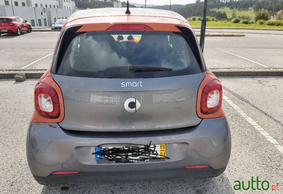 2015' Smart Forfour photo #2