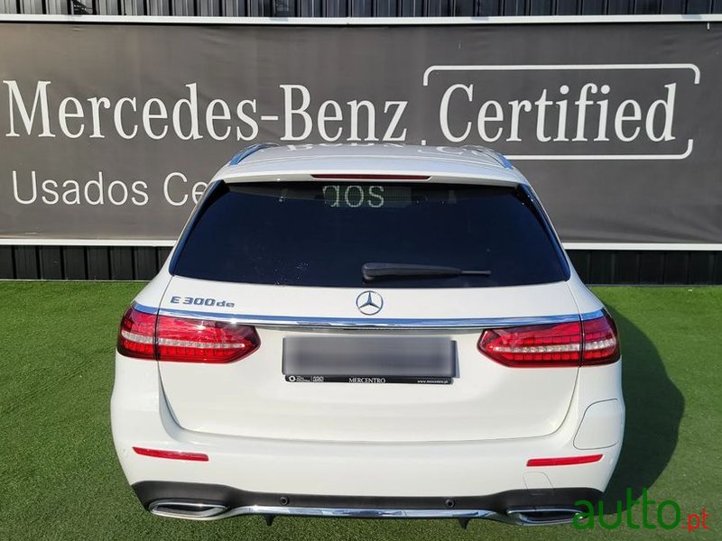 2021' Mercedes-Benz E 300 De Amg Line photo #6