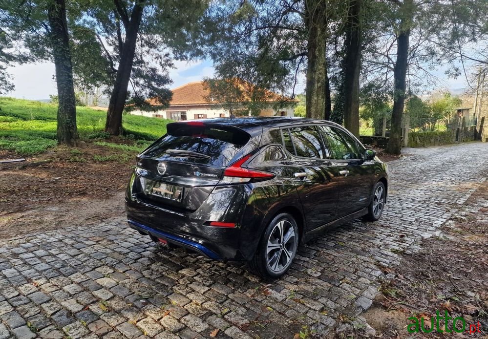 2018' Nissan Leaf Tekna photo #5