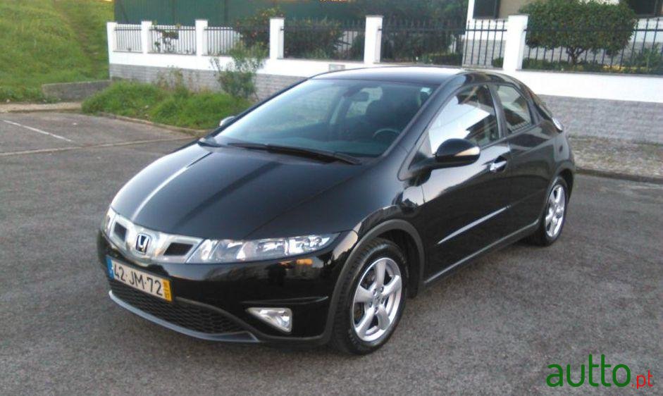 2010' Honda Civic 1.4I Sport photo #2