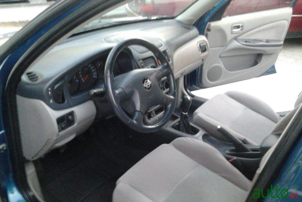 2002' Nissan Almera 1.5 Comfort AC photo #2