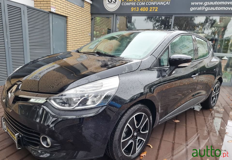 2014' Renault Clio photo #5