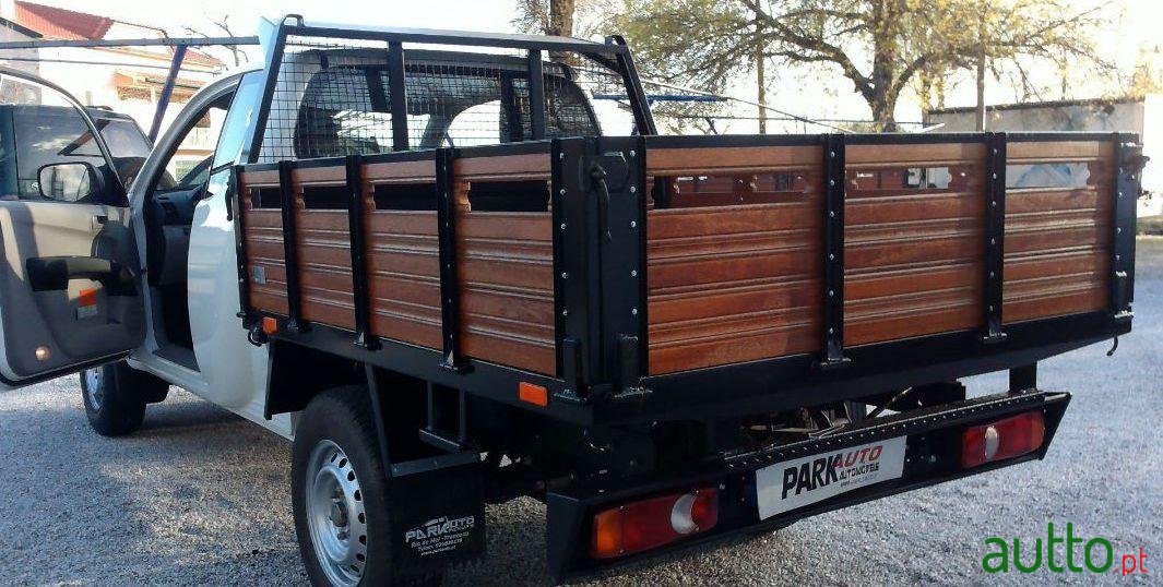 2012' Mitsubishi L200 photo #4