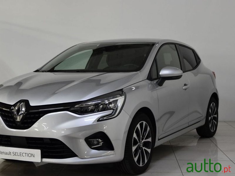 2022' Renault Clio photo #3