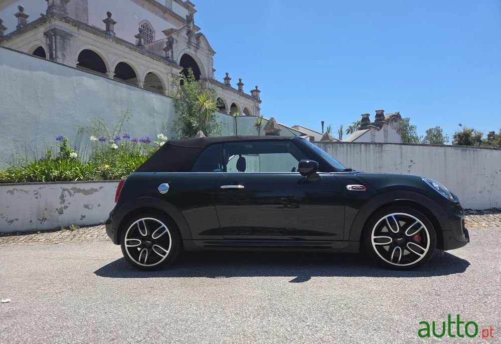 2019' MINI John Cooper Works photo #3