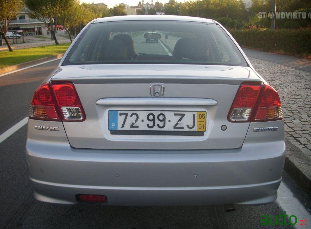 2005' Honda Civic IMA 1.4 photo #2