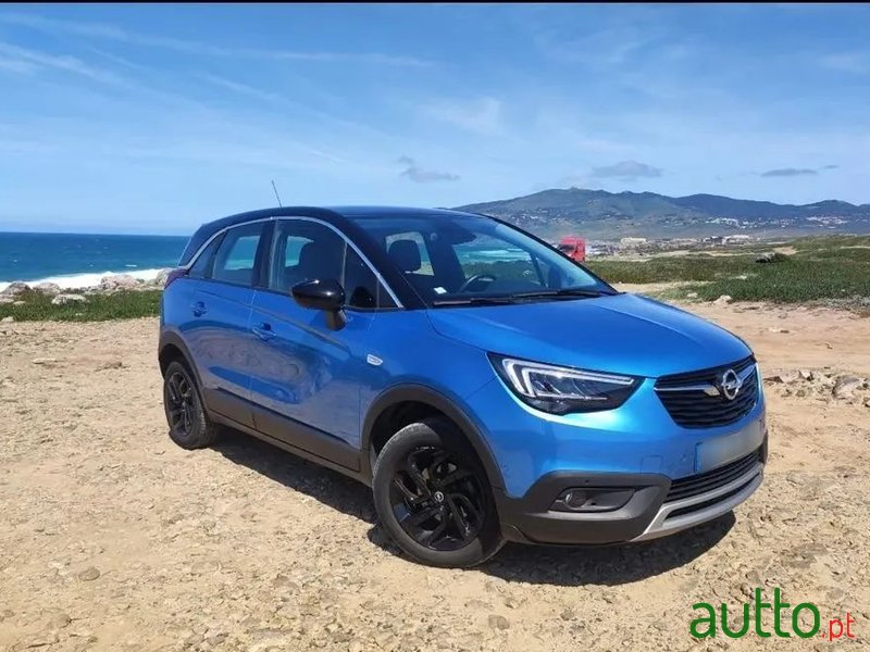 2020' Opel Crossland X photo #1