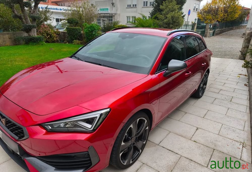 2023' Cupra Leon St 1.4 E-Hybrid Vz Dsg photo #1